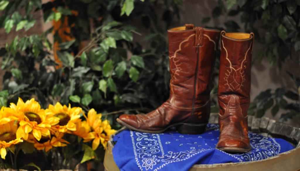 Table Setting - Cowboy boots